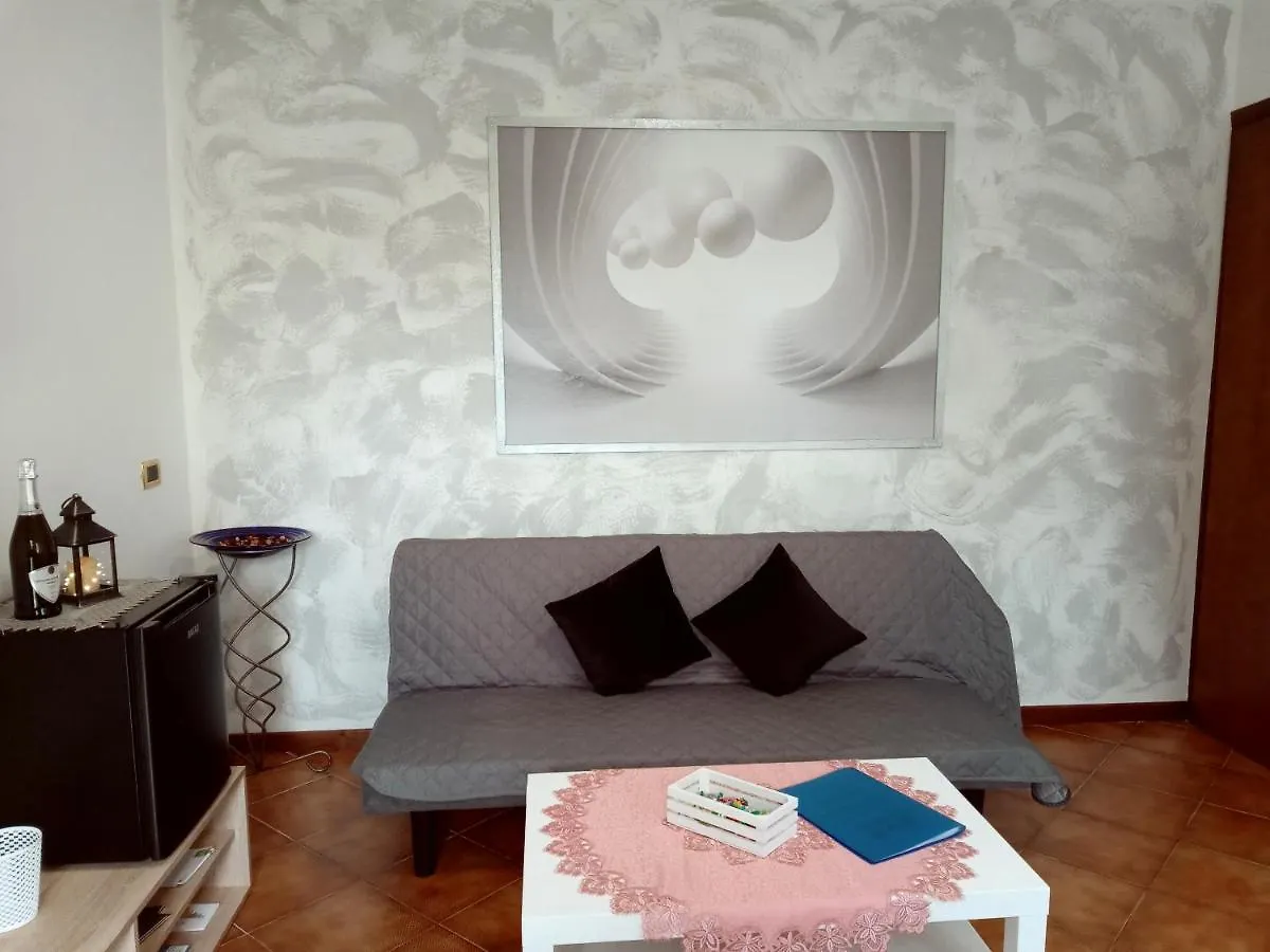 Montegrappa Room Crespano del Grappa 0*,  Italia